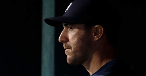 Justin Verlander responds to leaked nude photos with。